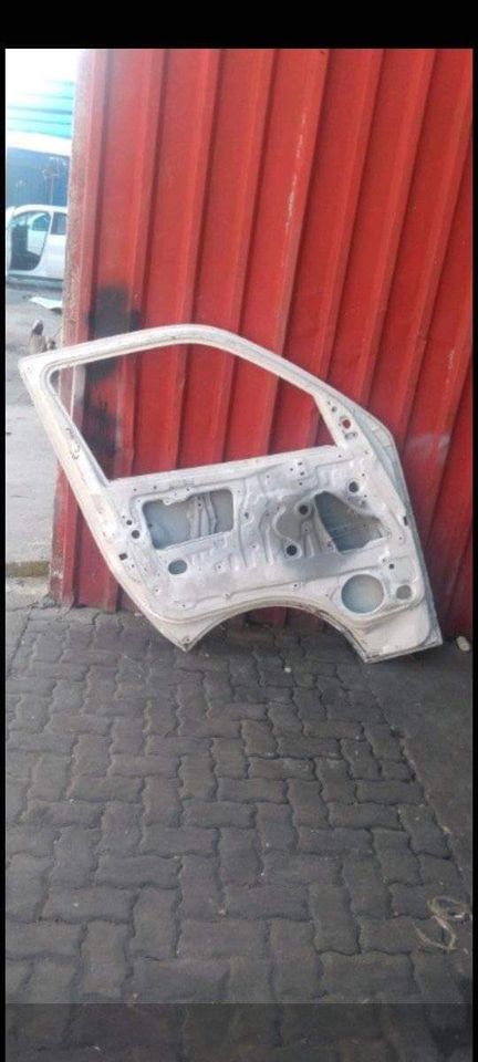Toyota Quantum front doors - Private Seller