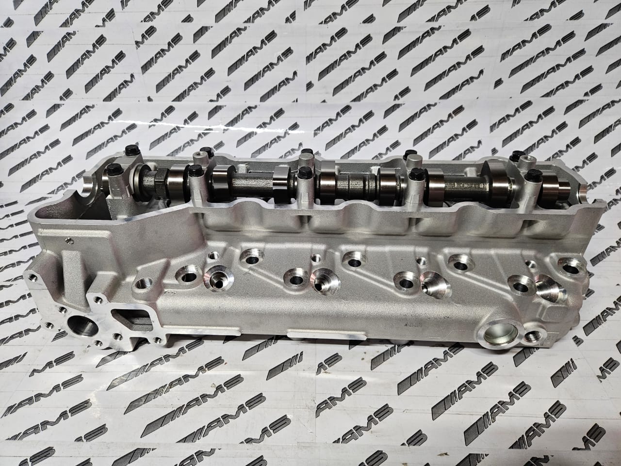 Mitsubishi Colt 2.8 4M40 Complete New Cylinder Head for Sale - Private Seller Mitsubishi Colt 2.8 4M40 Complete New Cylinder Head for Sale - Private Seller