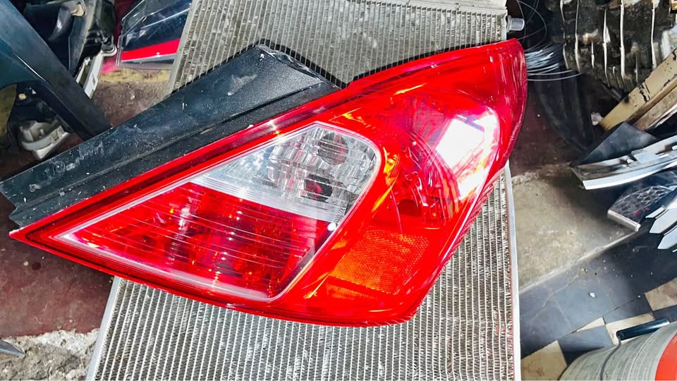 Nissan Almera taillight - Private Seller Nissan Almera taillight - Private Seller