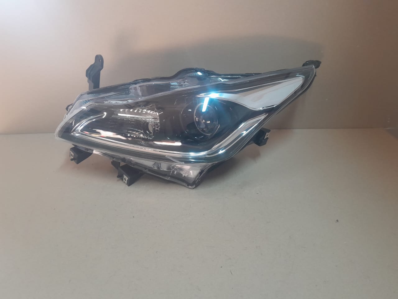 2021-2024 TOYOTA STARLET LEFT SIDE HEADLIGHT FOR SALE - Private Seller 2021-2024 TOYOTA STARLET LEFT SIDE HEADLIGHT FOR SALE - Private Seller