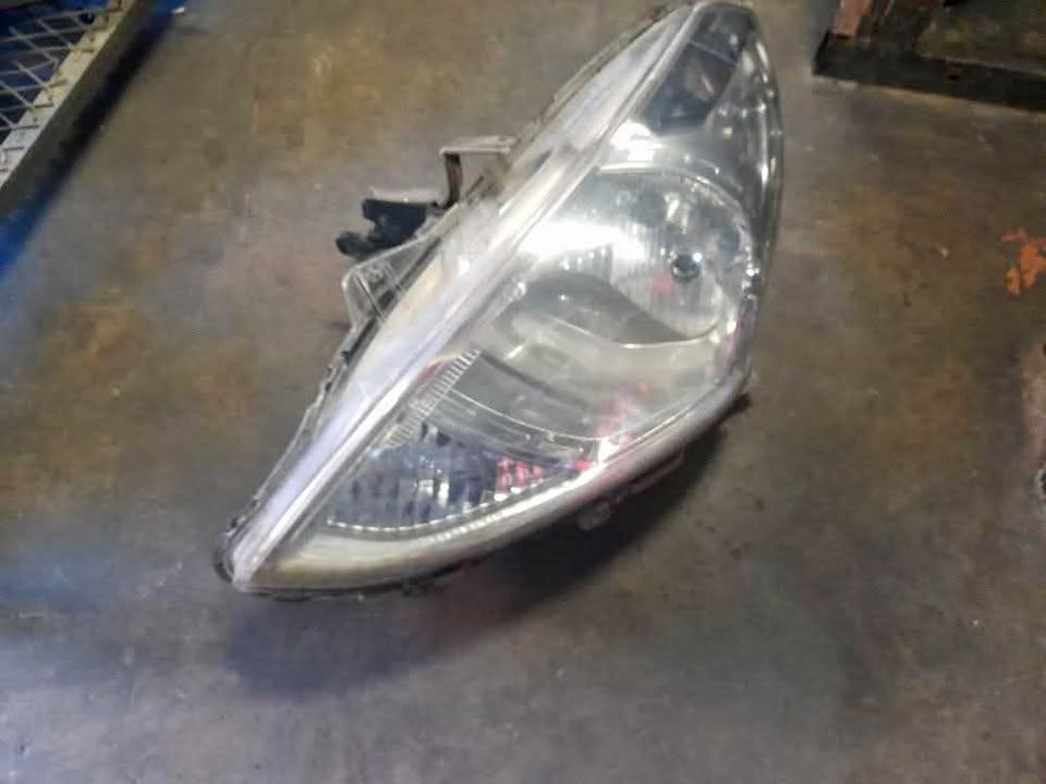 NISSAN ALMERA LEFT HEADLIGHT AVAILABLE - Private Seller NISSAN ALMERA LEFT HEADLIGHT AVAILABLE - Private Seller