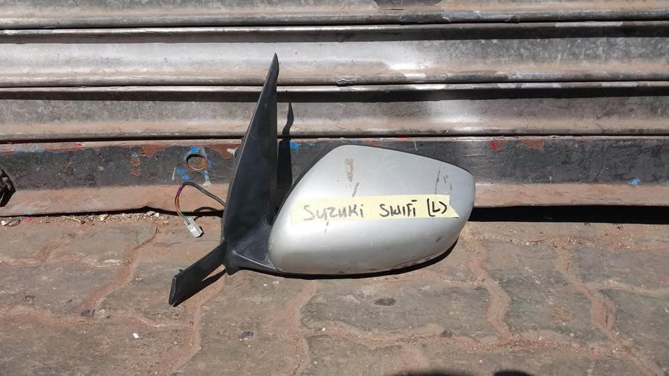 Suzuki Swift side mirror - Private Seller Suzuki Swift side mirror - Private Seller