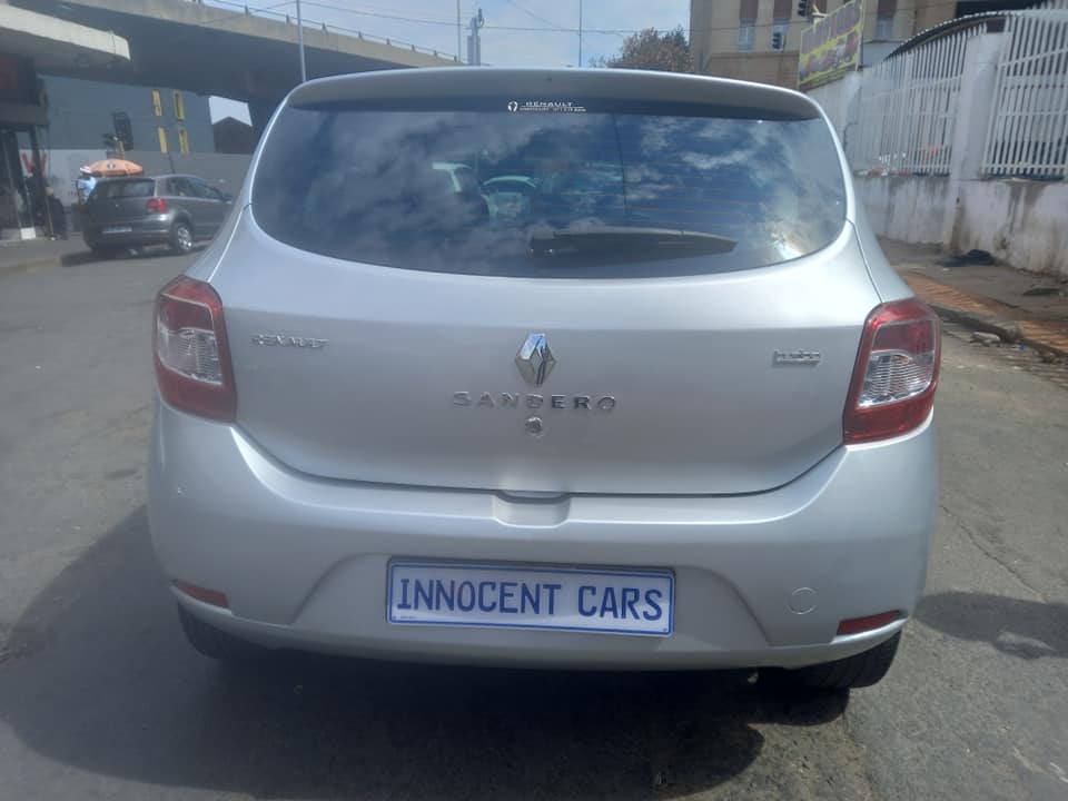 2016 RENAULT SANDERO 900T PETROL, SILVER COLOUR, MILEAGE 115000KM 000 SPARE KEY