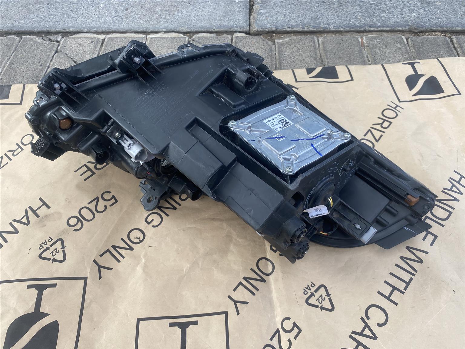 2022 TOYOTA STARLET/SUZUKI BALENO XENON HEADLIGHT LEFT SIDE FOR SALE