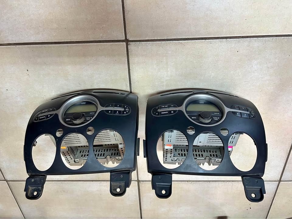 2007-10 Mazda 2 Radios For Sale @Circle 7 Used Parts Call or WhatsApp - Private Seller