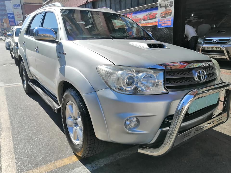 2010 Toyota Fortuner 3.0 D4-D 103000km