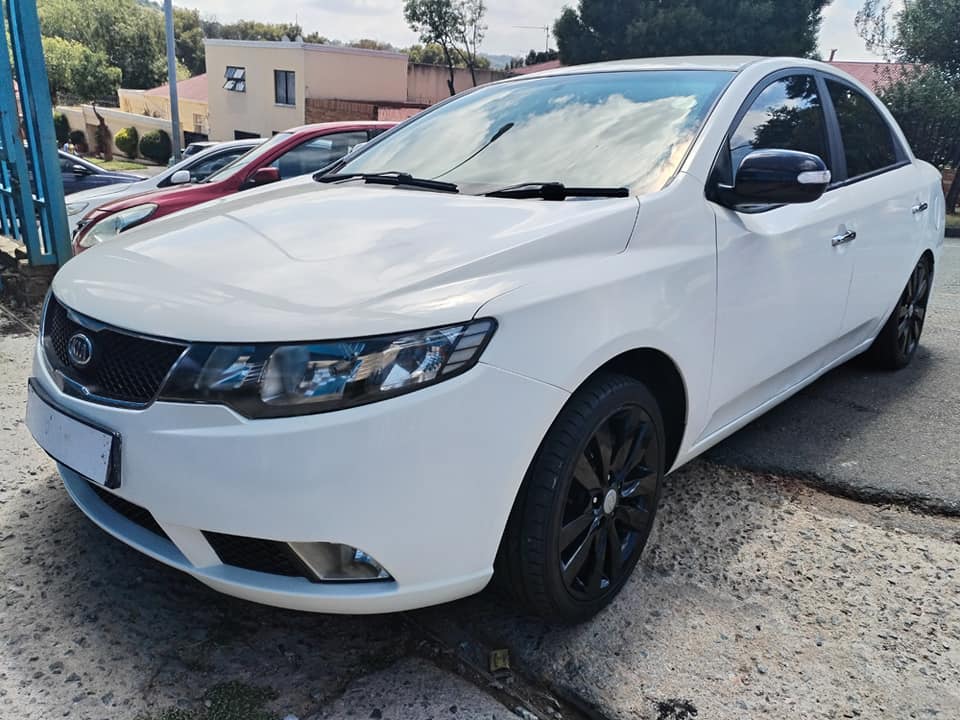 2009 KIA CERATO 2.0 SEDAN AUTOMATIC PETROL