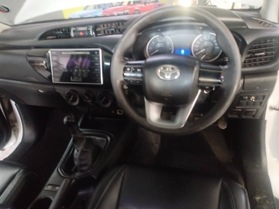 2018 TOYOTA HILUX 2.4 GD6 4X2 SINGLE CAB MANUAL