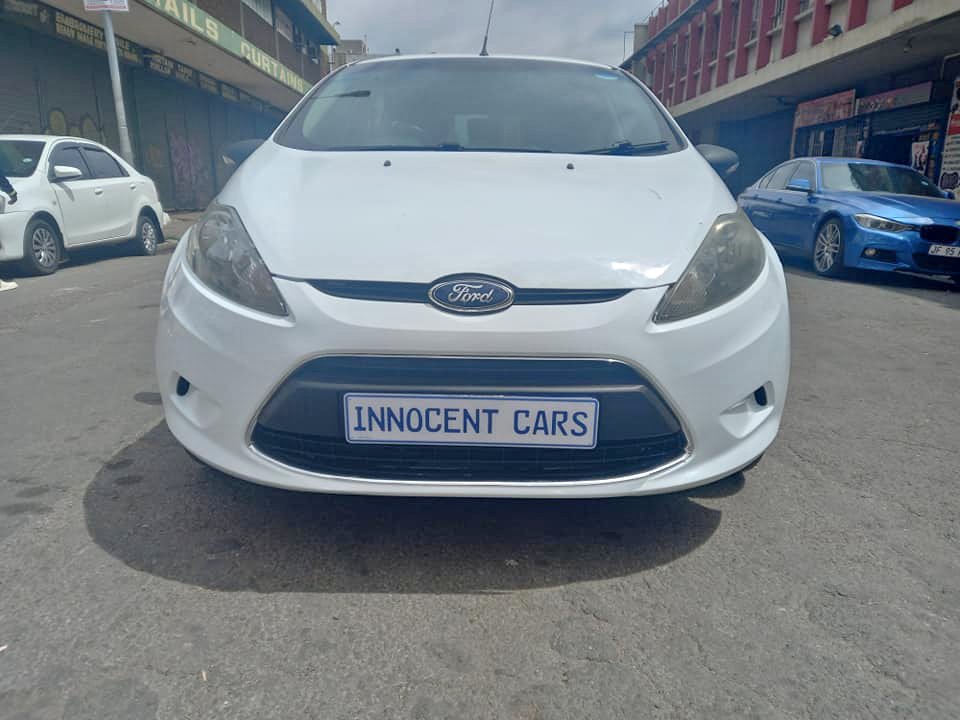 2012 Ford Fiester 1.4 Petrol Engine, White Color, Mileage 91000km Excellent Condition 2012 Ford Fiester 1.4 Petrol Engine, White Color, Mileage 91000km Excellent Condition