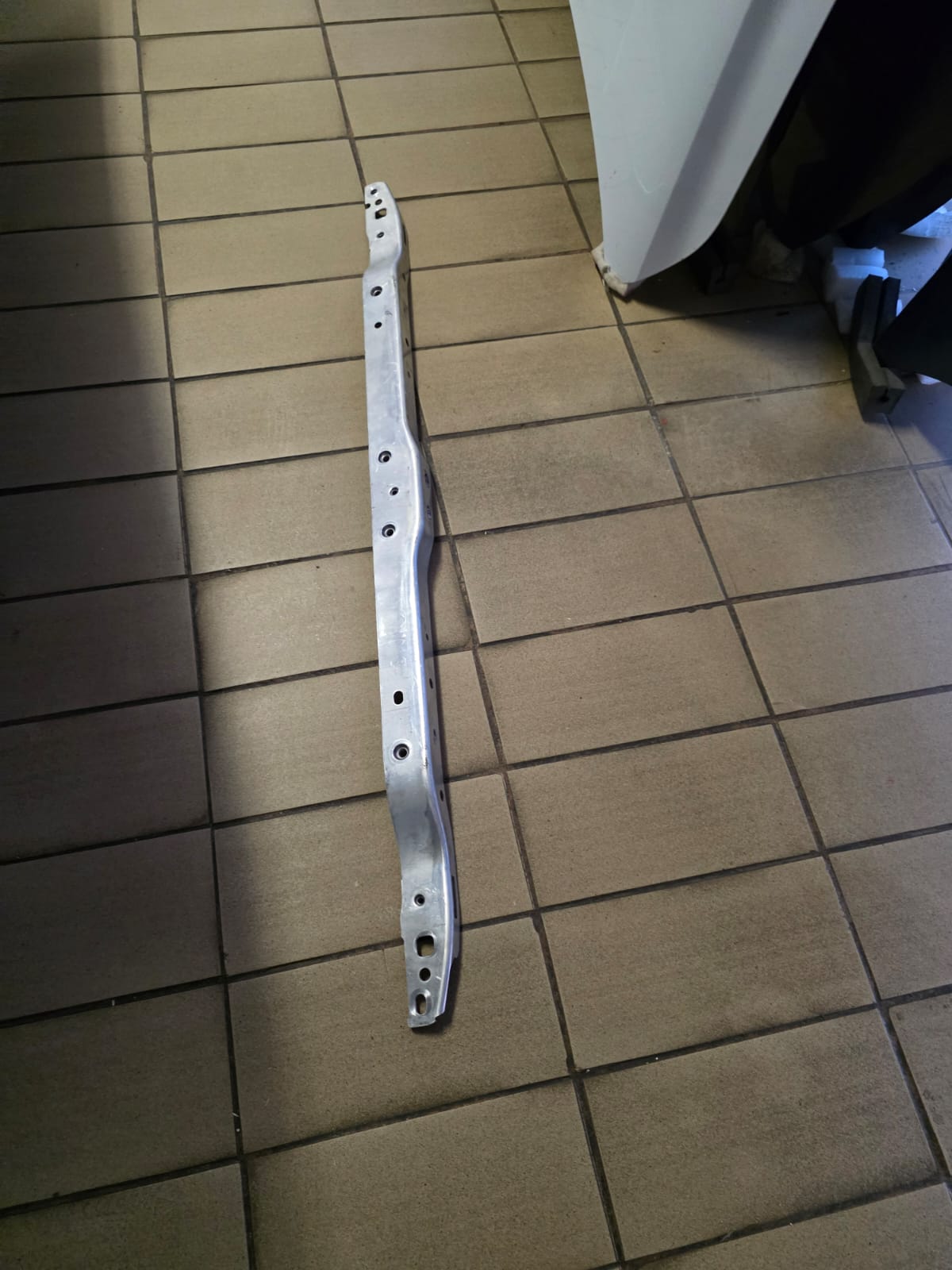 2020 BMW 3 SERIES G20 UPPER TIE BAR RADIATOR SUPPORT