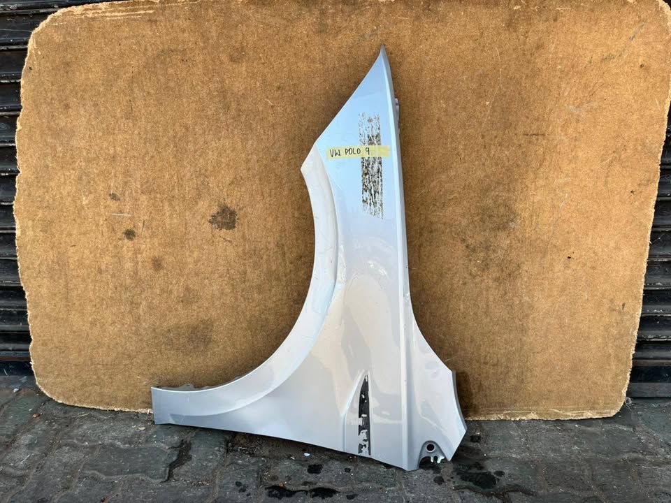 Volkswagen polo 9 Fender - Private Seller Volkswagen polo 9 Fender - Private Seller
