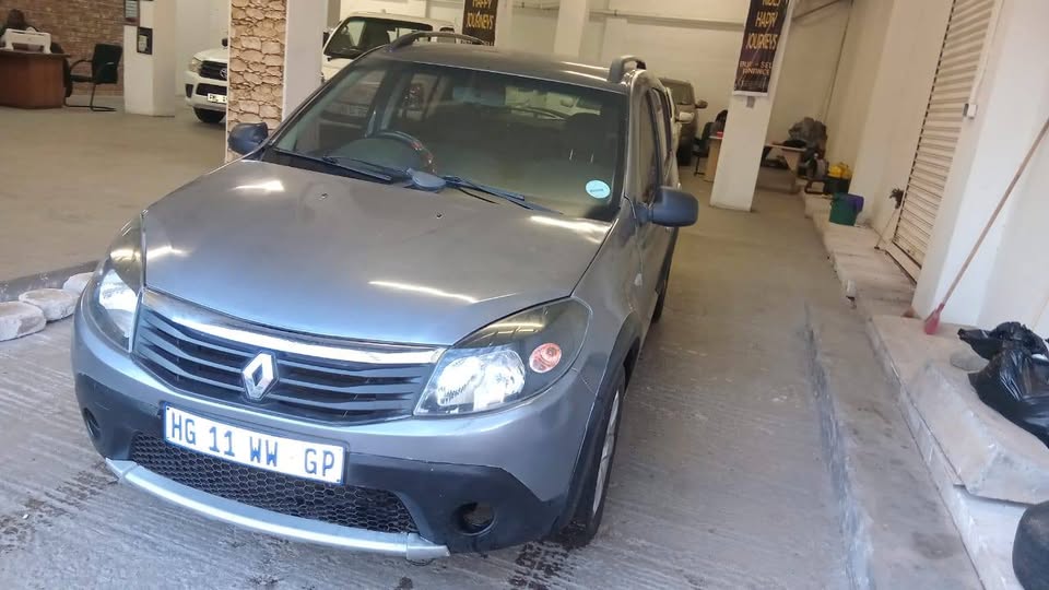 2014 Renault Sandero 1.6 Manual for sale