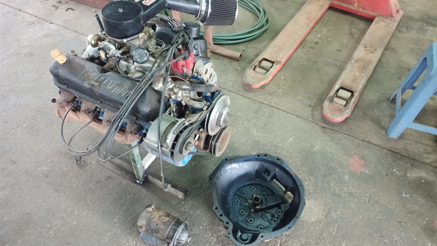 Ford 302 v8 - Private Seller