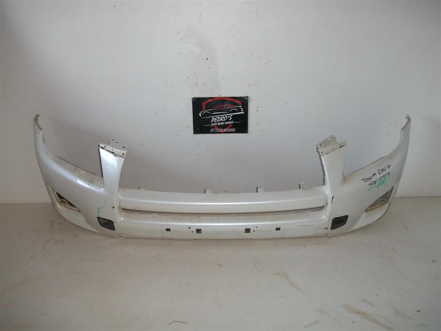 Toyota Rav 4 '09-'12 front bumper - Private Seller Toyota Rav 4 '09-'12 front bumper - Private Seller