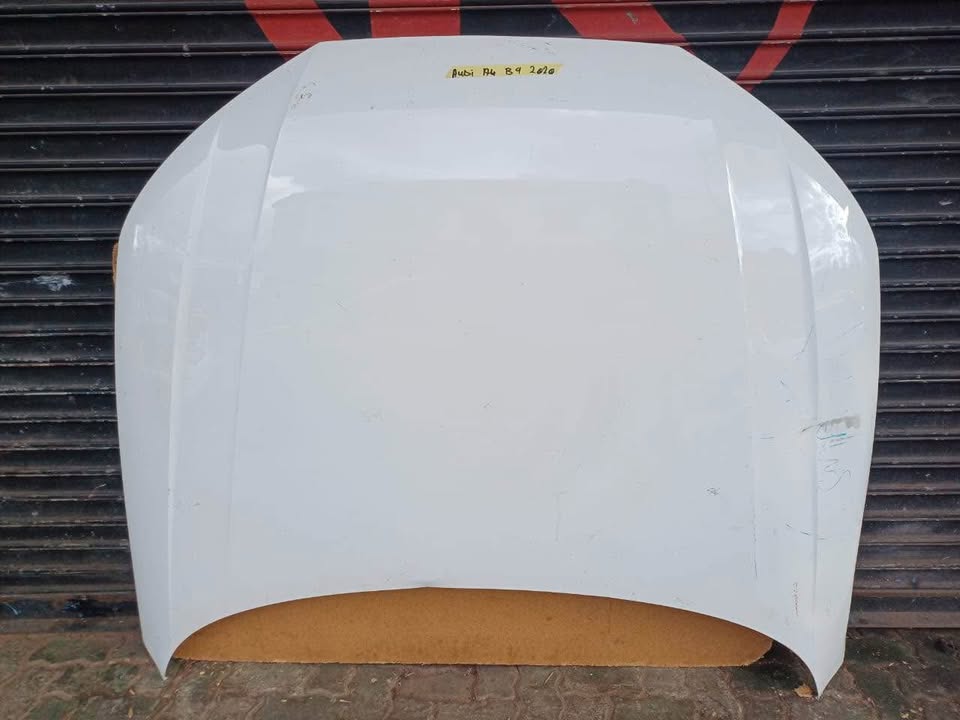 Audi A4 B9 bonnet 2020 - Private Seller Audi A4 B9 bonnet 2020 - Private Seller