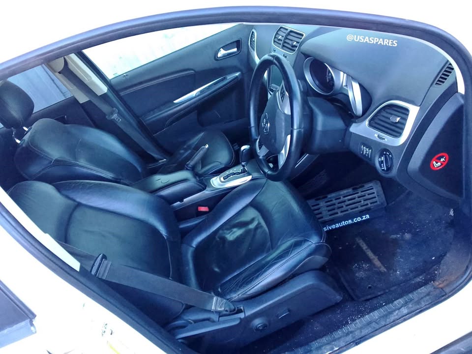Dodge Journey 3.6 Interior Parts Now In Stock - Private Seller