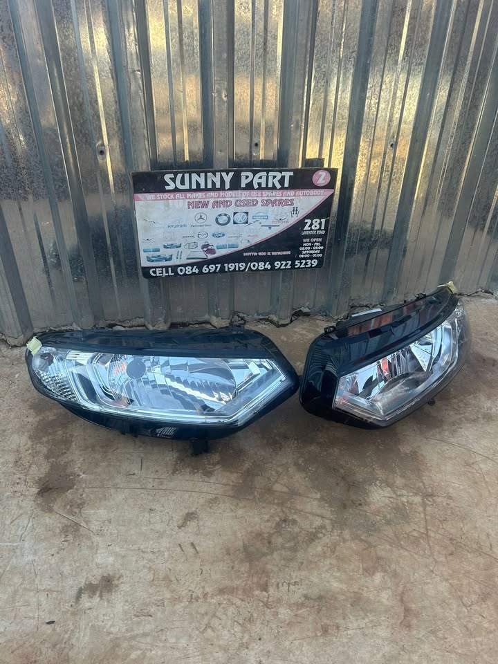 Ford Ecosport Headlights - Private Seller Ford Ecosport Headlights - Private Seller