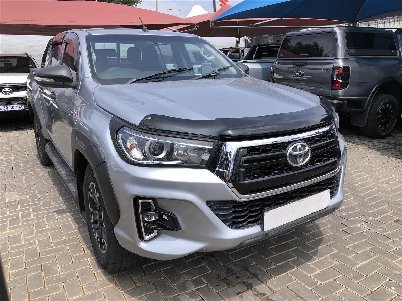 Used 2019 Toyota Hilux 2.4GD-6 double cab Raider manual - Private Seller Used 2019 Toyota Hilux 2.4GD-6 double cab Raider manual - Private Seller