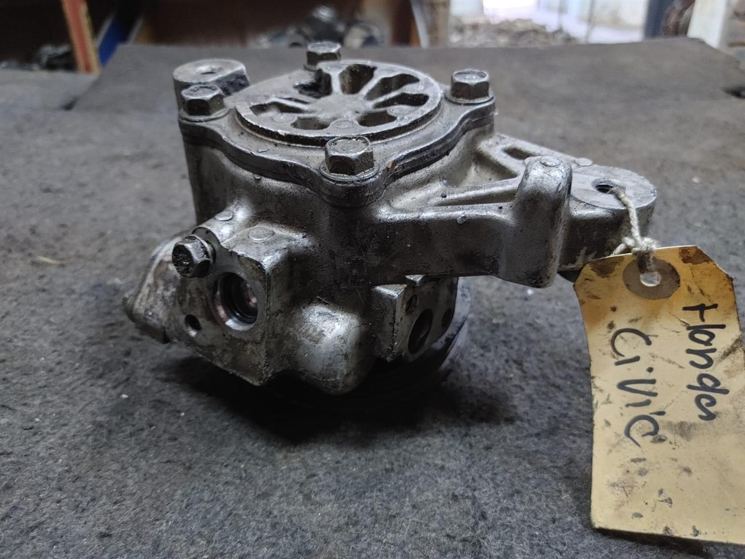 HONDA CIVIC POWERSTEERING PUMP - Private Seller