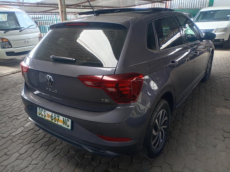 Volkwogen Polo9 1.0 Tsi Comfortline Manual petrol 2023 Grey Sunroof Reverse Camera/