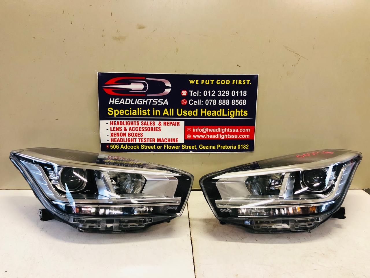 Chery Tiggo 4 Pro left and right side headlights - Private Seller Chery Tiggo 4 Pro left and right side headlights - Private Seller