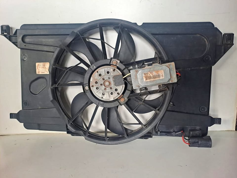 Radiator Fan Ford Focus 2006-2010 - Private Seller Radiator Fan Ford Focus 2006-2010 - Private Seller