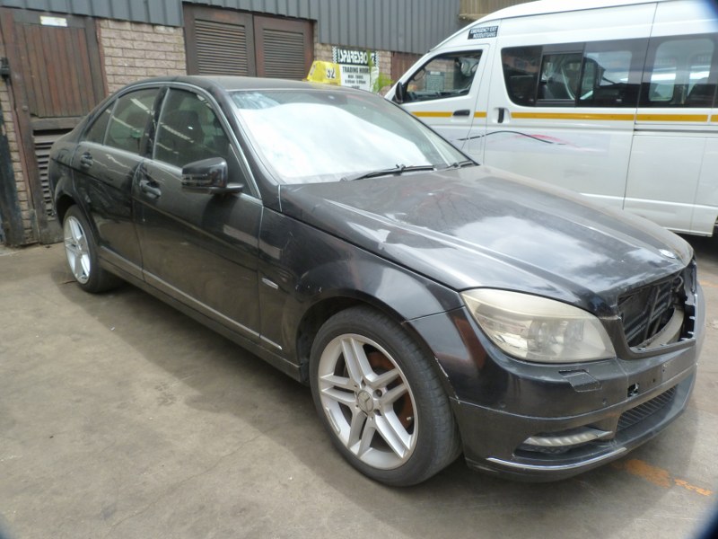 Mercedes C180 CGI BE Classic W204 AT Black - 2010 SPARES - Private Seller