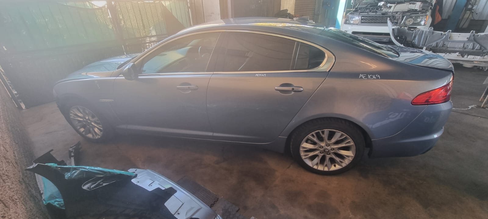 2013 Jaguar XF 2.0l Si4 Stripping for Spares