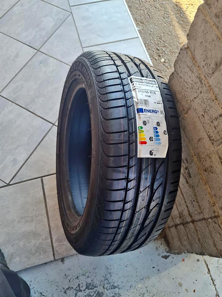 1x205/55/16 Bridgestone TURANZA Runflat - Private Seller 1x205/55/16 Bridgestone TURANZA Runflat - Private Seller
