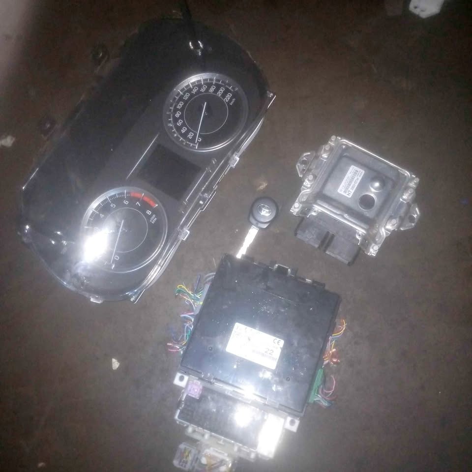 Toyota Starlet new shape complete locksets - Private Seller Toyota Starlet new shape complete locksets - Private Seller