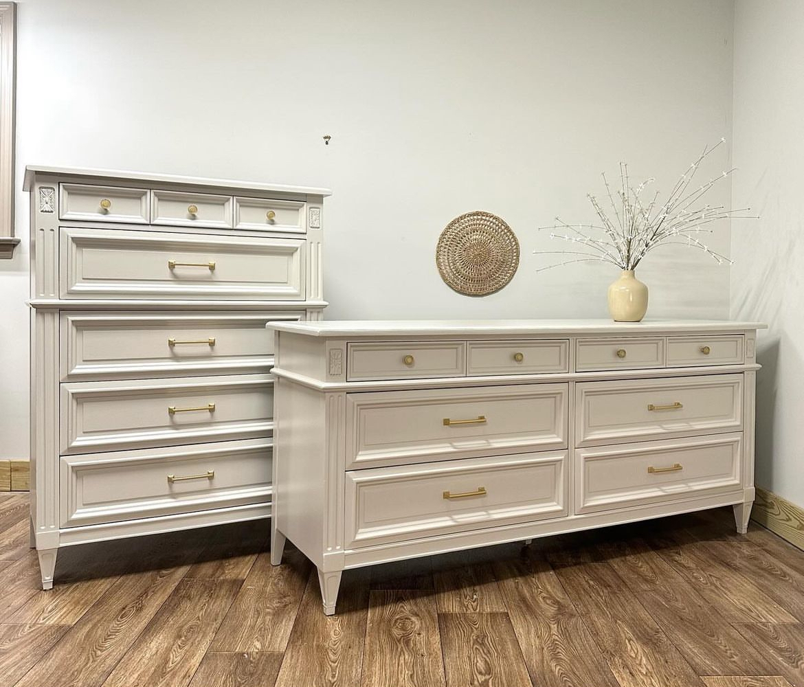 Dresser & Drawer Set Solid wood Dresser & Drawer Set Solid wood