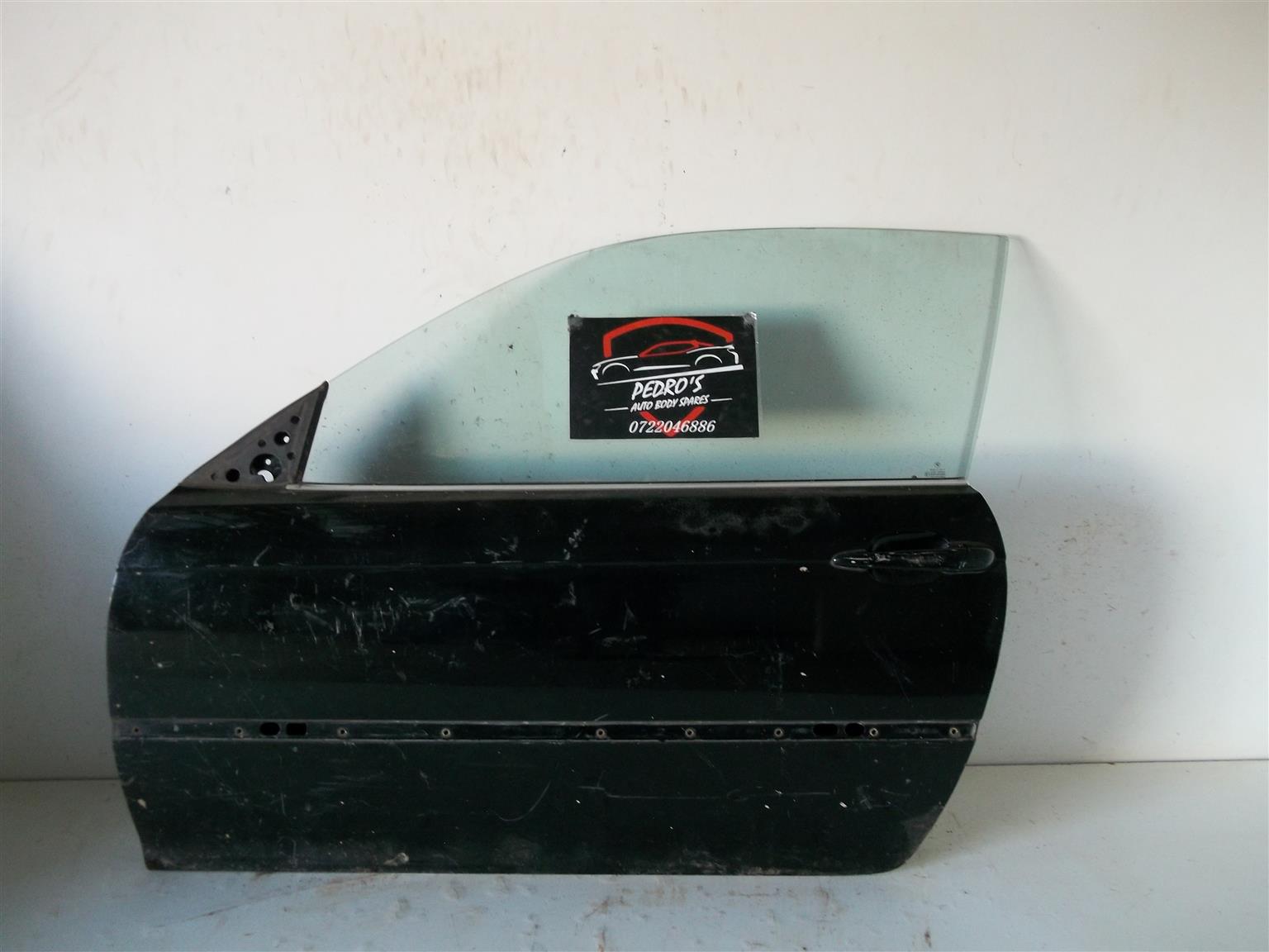 BMW Coupe (E46) '99-'05 left front door with window and components - Private Seller BMW Coupe (E46) '99-'05 left front door with window and components - Private Seller