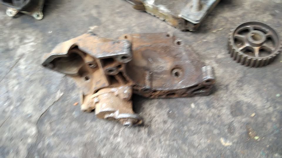 OPEL ASTRA/CORSA ALTERNATOR/AIRCON BRACKET FOR SALE - Private Seller
