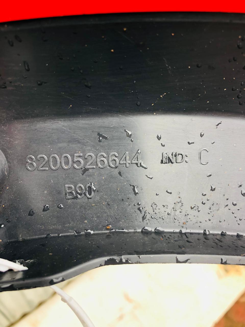 Renault Sandero Stepway left side wheel arch - Private Seller Renault Sandero Stepway left side wheel arch - Private Seller
