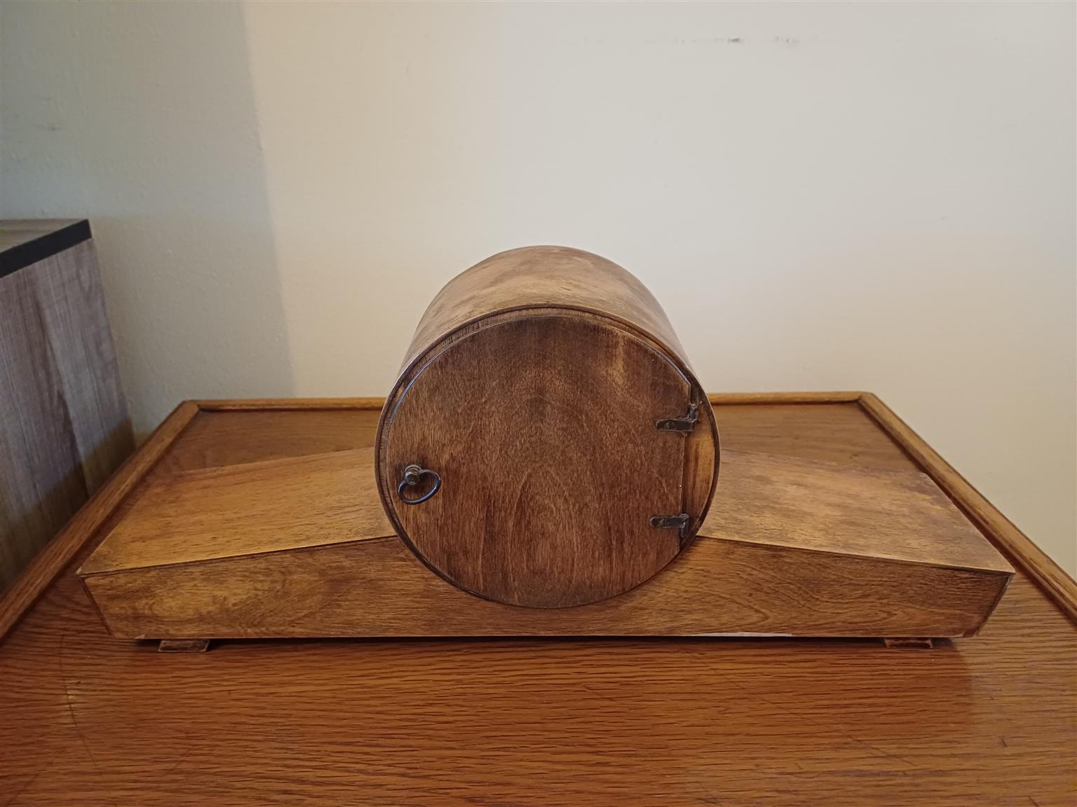 Magnificent oak Chiming clock for Sale