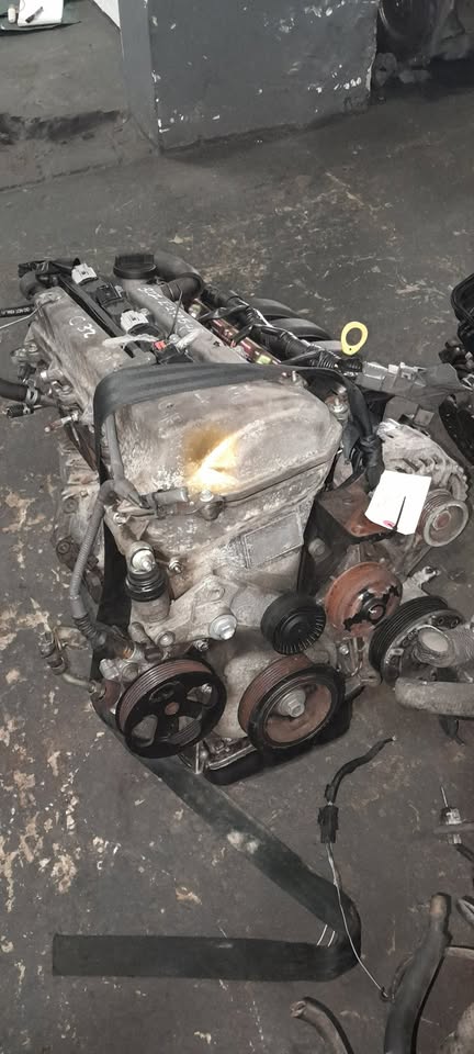 TOYOTA 3ZZ 1.6 VVTI ENGINE FOR SALE IMPORT QUALITY - Private Seller