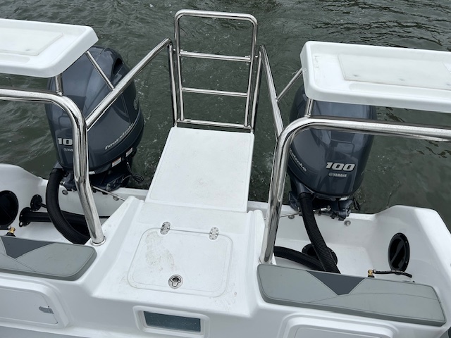 Seacat 63X(NEW) with 2 x New Yamaha F100hp Motors