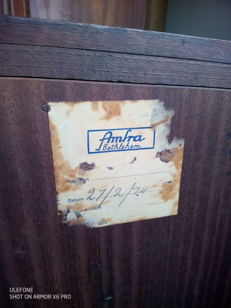 Selling a Amfra bethlehem bedroom set