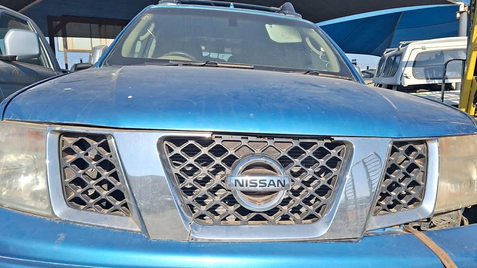 Nissan navara grille available - Private Seller