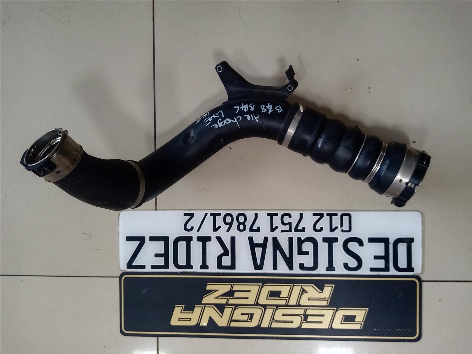 CHARGE COOLER PIPE - Private Seller