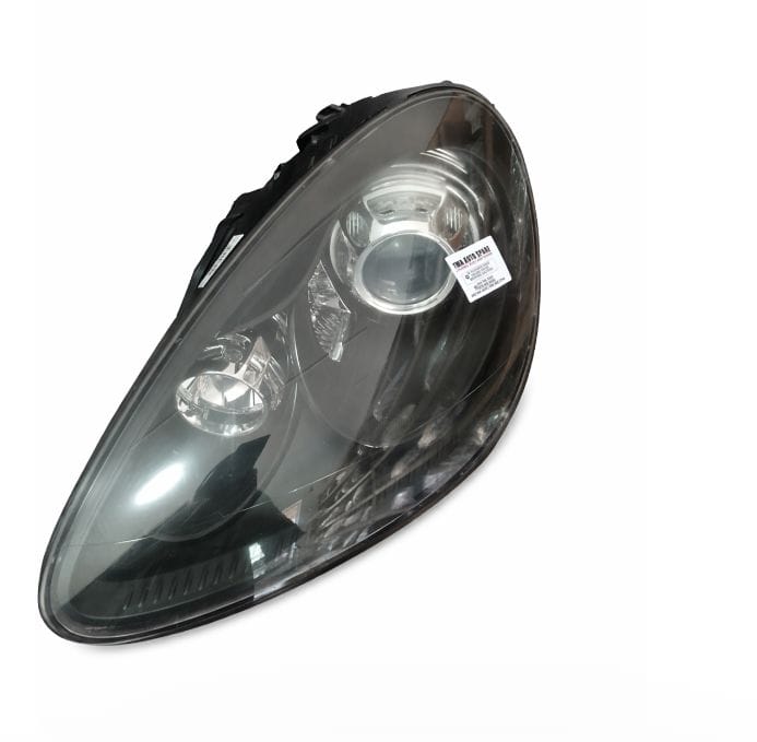 PORSCHE CAYENNE 958 XENON HEADLIGHT - Private Seller PORSCHE CAYENNE 958 XENON HEADLIGHT - Private Seller