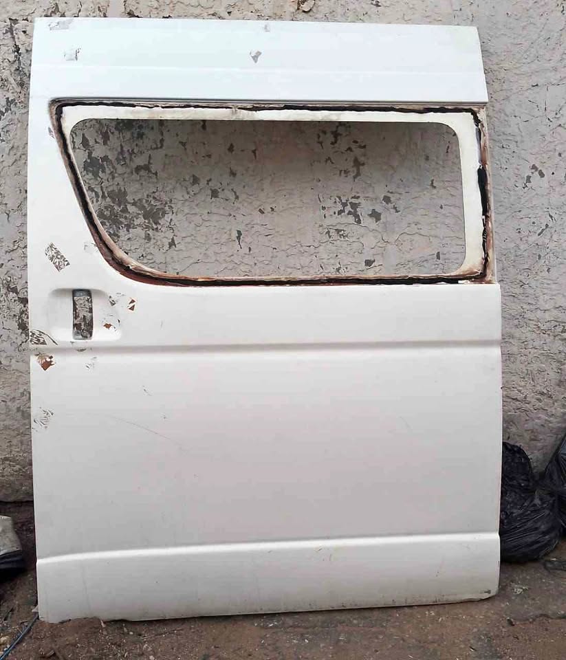 Toyota quantum sliding door - Private Seller Toyota quantum sliding door - Private Seller