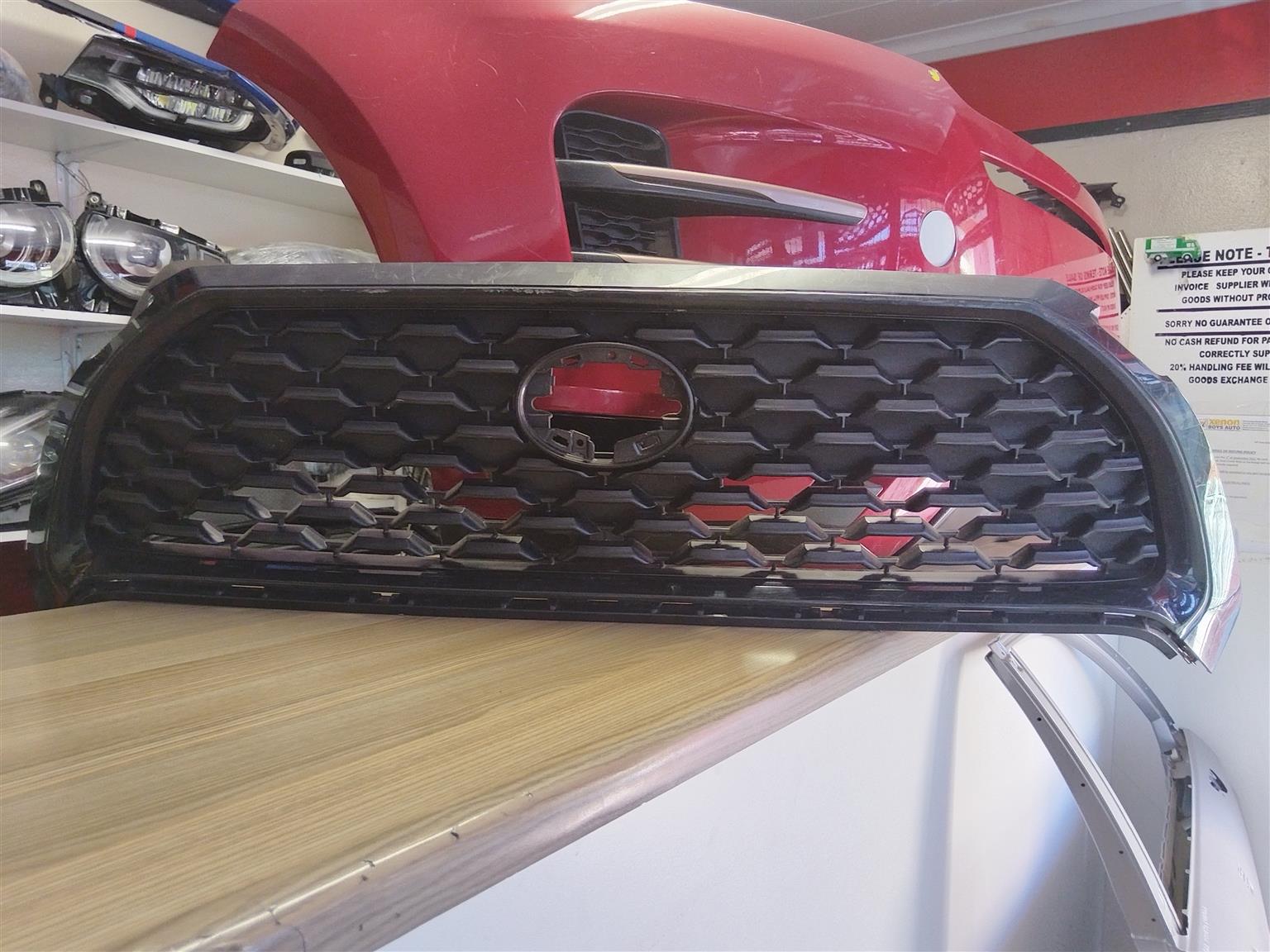 2022 TOYOTA COROLLA CROSS MAIN GRILL AVAILABLE FOR SALE - Private Seller 2022 TOYOTA COROLLA CROSS MAIN GRILL AVAILABLE FOR SALE - Private Seller