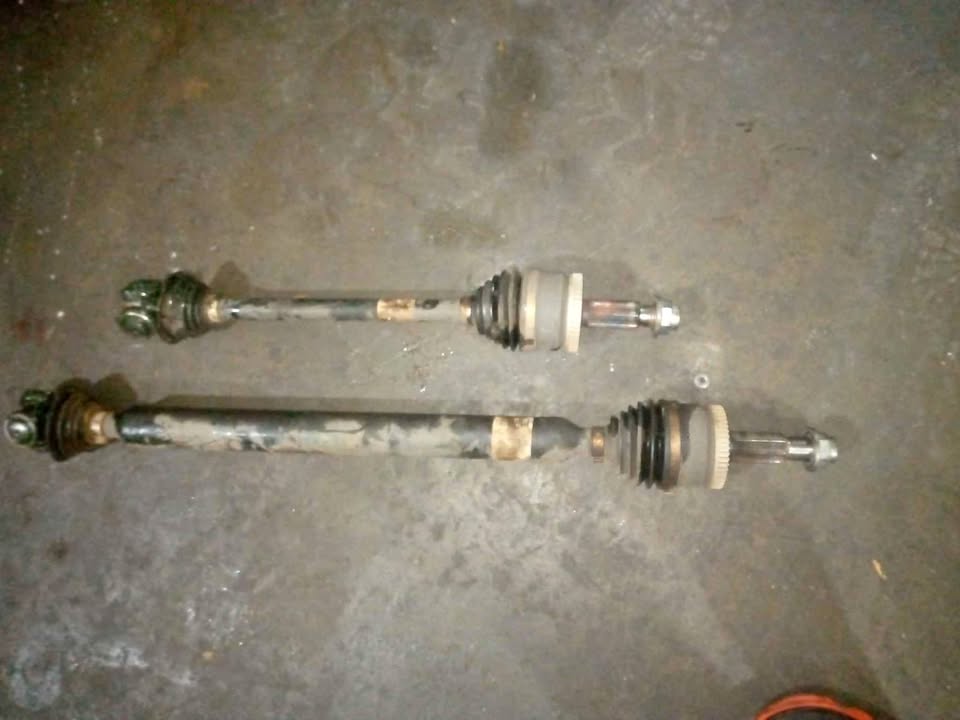 Hyundai Tucson new model Both CV joints automatic - Private Seller