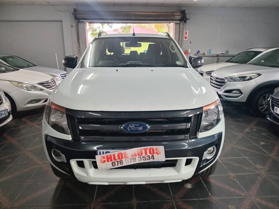 2014 Ford Ranger 3.2Wildtrack Automatic Double Cab white Color Leather Seat  Reverse Camera  PDC Sen