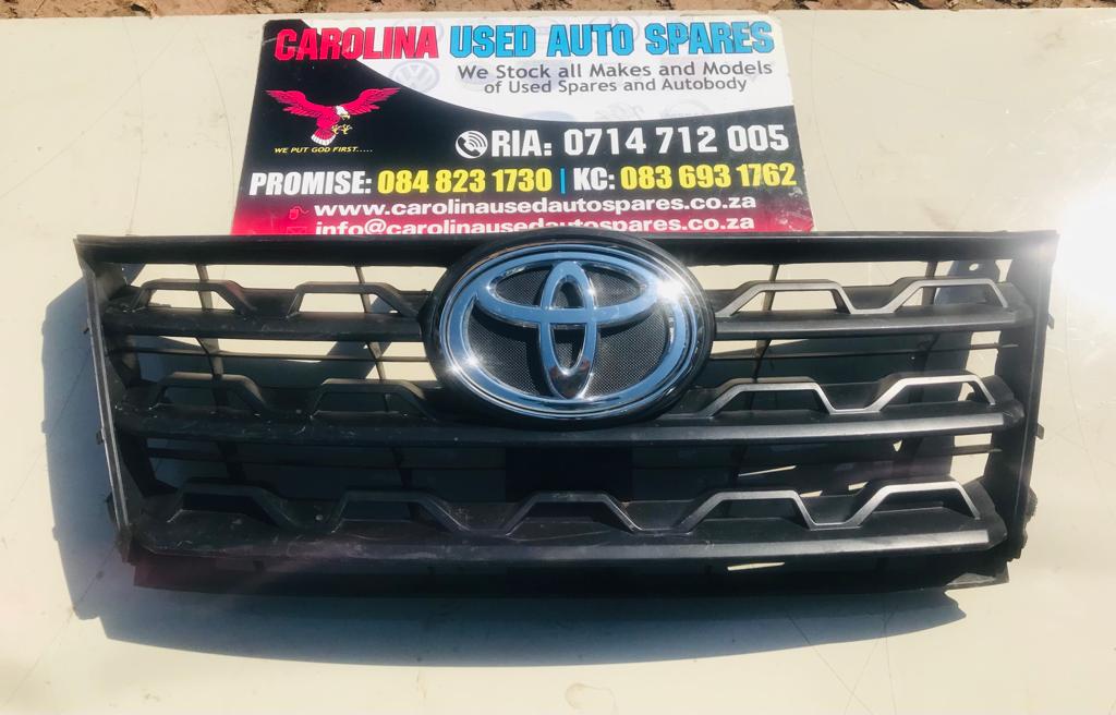 Toyota Fortuner GD6 legend limited radiator grill with badge - Private Seller Toyota Fortuner GD6 legend limited radiator grill with badge - Private Seller