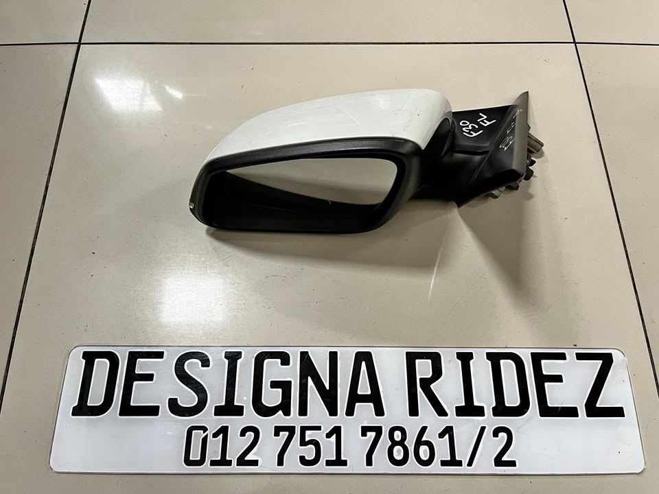 BMW F30 3-SERIES FRONT LEFT MIRROR AVAILABLE. - Private Seller BMW F30 3-SERIES FRONT LEFT MIRROR AVAILABLE. - Private Seller