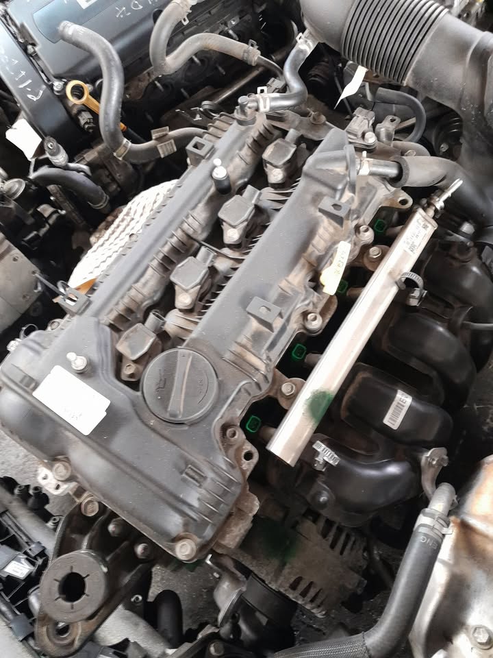 HYUNDAI TUCSON 2.0 ENGINE - Private Seller HYUNDAI TUCSON 2.0 ENGINE - Private Seller
