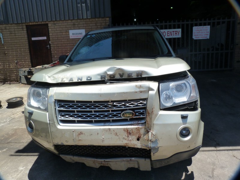 Land Rover Freelander 2 HSE TD4 AT Silver - 2007 STRIPPING FOR SPARES - Private Seller Land Rover Freelander 2 HSE TD4 AT Silver - 2007 STRIPPING FOR SPARES - Private Seller