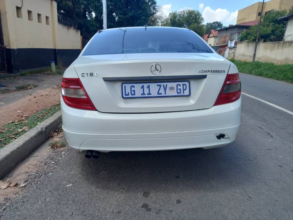2009 Mercedes Benz C180 Kompressor, Manual, Petrol, White